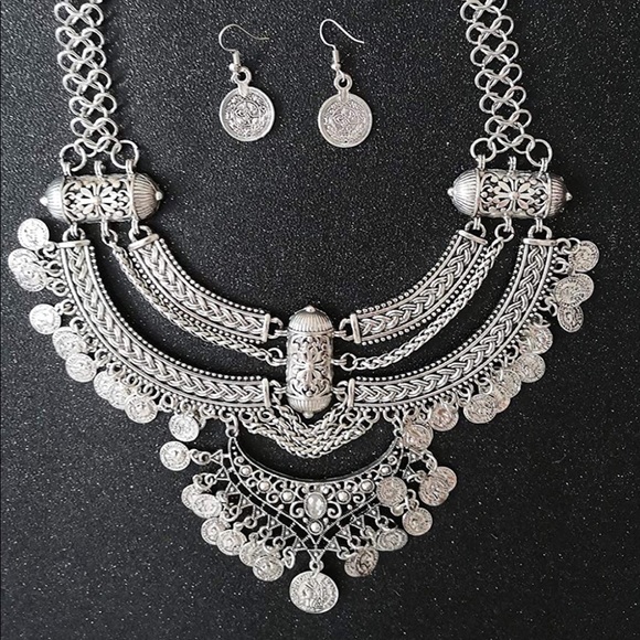 [SILVER] Exotic Bib Coin Necklace+Earring Set - Picture 4 of 11